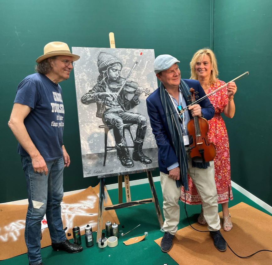Jef Aérosol, K. Dobrowolski, V. Aster, Salon Solid'Art, Le Carreau du Temple, Paris
